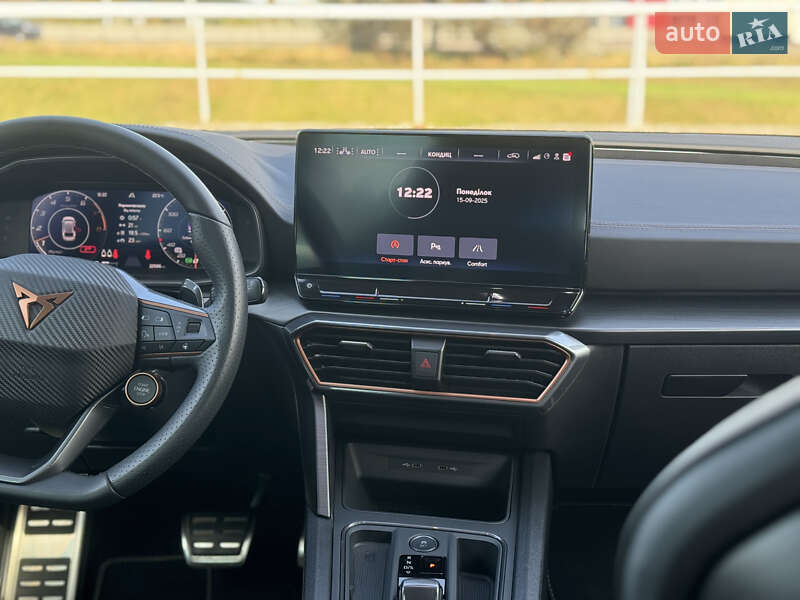 Универсал Cupra Leon Sportstourer 2023 в Киеве фото 43 Универсал Cupra Leon Sportstourer 2023 в Киеве