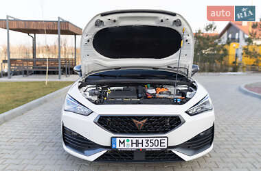 Универсал Cupra Leon 2021 в 