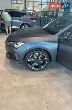 Универсал Cupra Leon 2023 в 