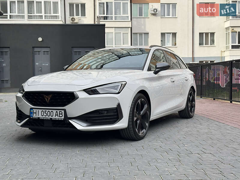 Универсал Cupra Leon 2024 в 