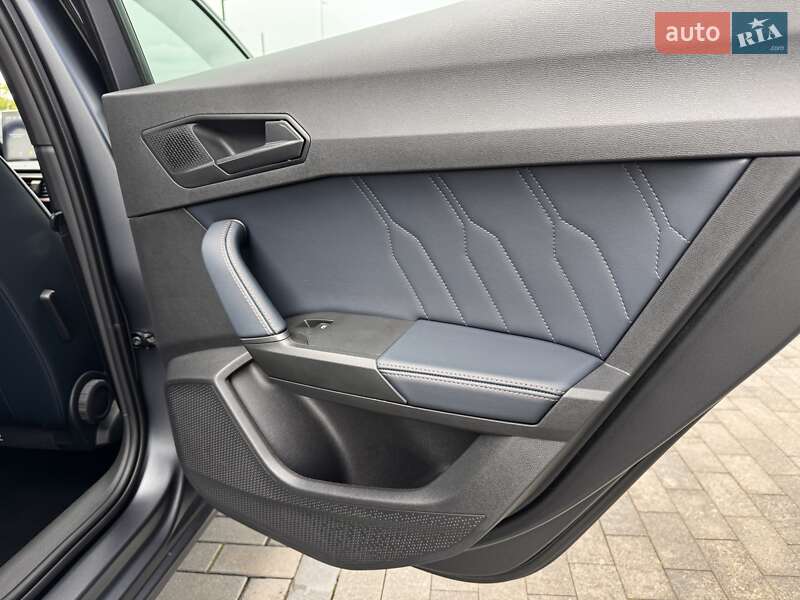 Хэтчбек Cupra Leon 2024 в Киеве