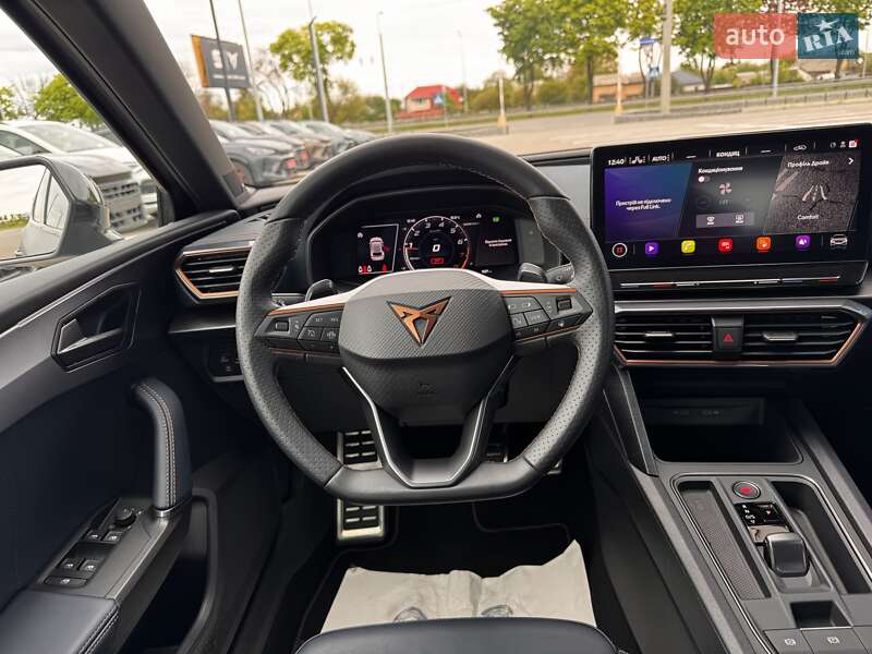 Хэтчбек Cupra Leon 2024 в Киеве