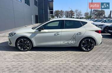 Хетчбек Cupra Leon 2024 в 