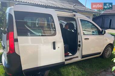 Минивэн Dacia Dokker 2014 в Коломые