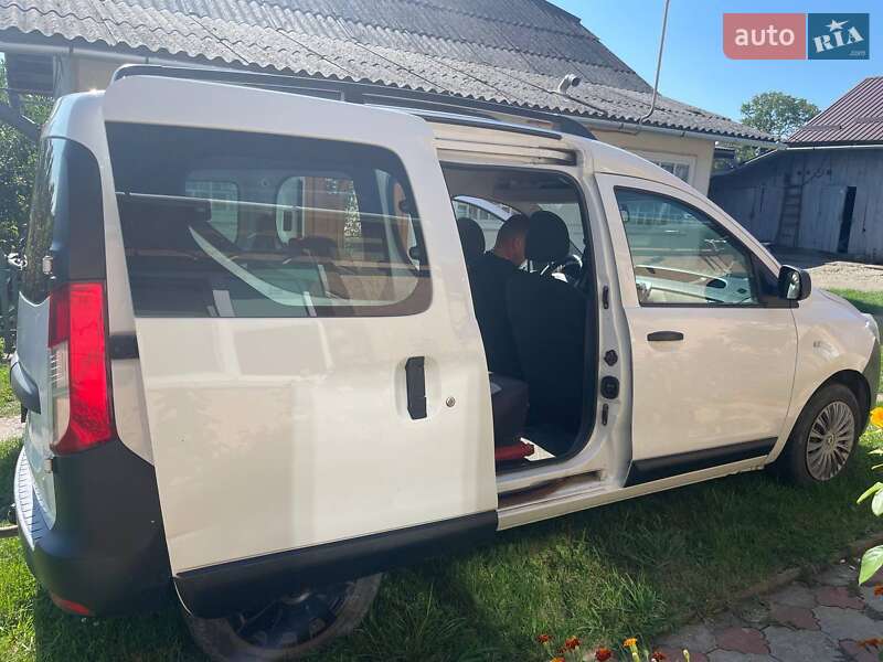 Минивэн Dacia Dokker 2014 в Коломые