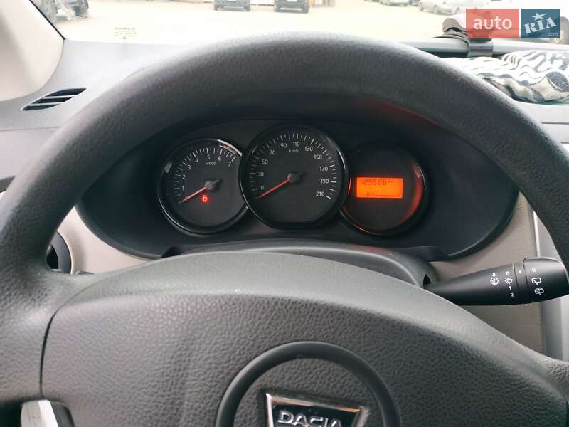 Мінівен Dacia Dokker 2013 в Дніпрі фото 10 Мінівен Dacia Dokker 2013 в Дніпрі