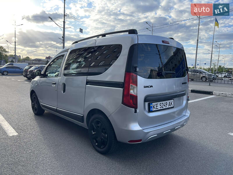 Мінівен Dacia Dokker 2015 в Харкові