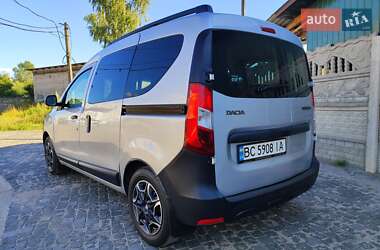 Минивэн Dacia Dokker 2016 в 