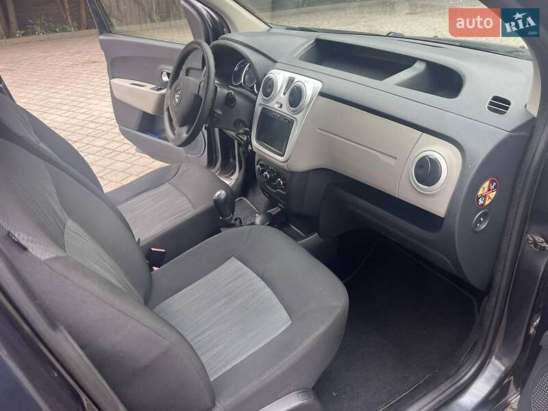 Минивэн Dacia Dokker 2014 в Брошневе-Осаде фото 11 Минивэн Dacia Dokker 2014 в Брошневе-Осаде