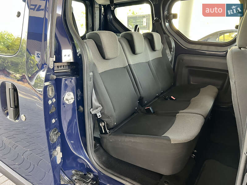 Минивэн Dacia Dokker 2015 в Николаеве