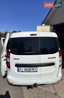 Минивэн Dacia Dokker 2017 в 