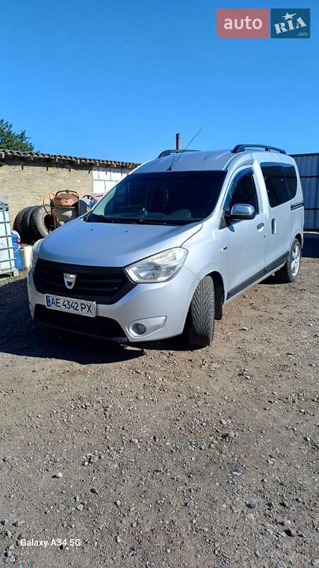 Минивэн Dacia Dokker 2014 в Никополе