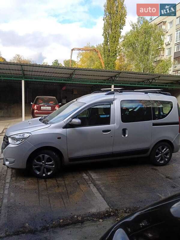 Мінівен Dacia Dokker 2015 в Сумах фото 3 Мінівен Dacia Dokker 2015 в Сумах