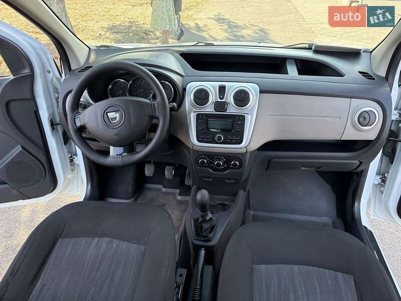 Минивэн Dacia Dokker 2013 в Запорожье