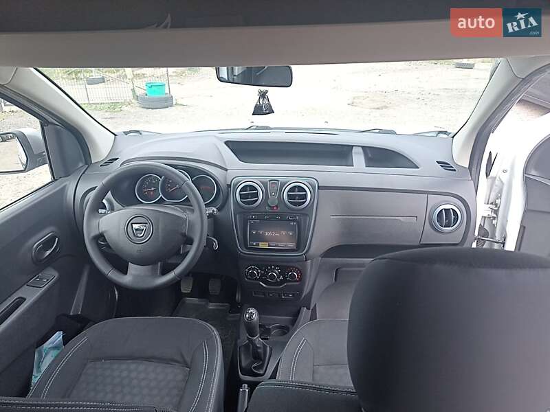 Минивэн Dacia Dokker 2015 в Луцке фото 24 Минивэн Dacia Dokker 2015 в Луцке