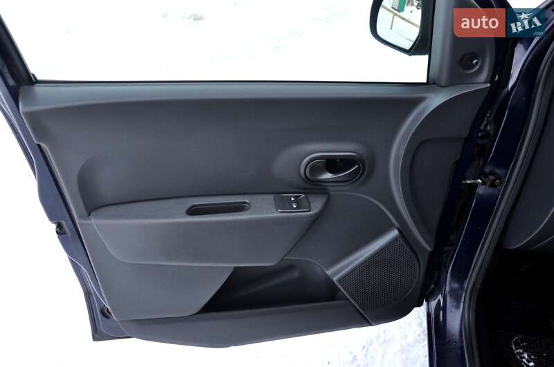 Минивэн Dacia Dokker 2018 в Львове