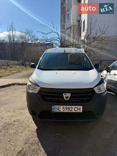 Грузовой фургон Dacia Dokker 2015 в Николаеве