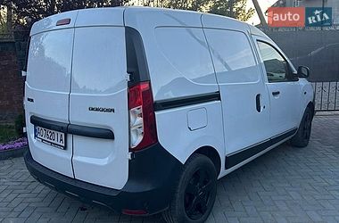 Мінівен Dacia Dokker 2018 в Ужгороді