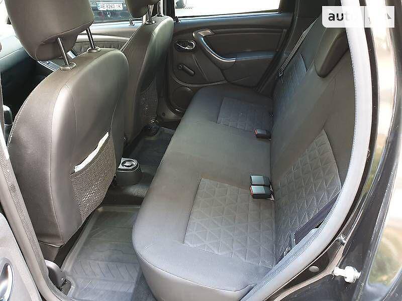 Позашляховик / Кросовер Dacia Duster 2015 в Житомирі