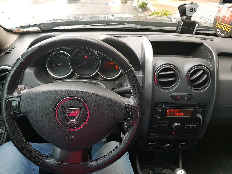 Позашляховик / Кросовер Dacia Duster 2015 в Житомирі