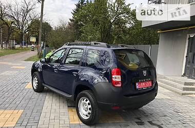 Позашляховик / Кросовер Dacia Duster 2015 в Луцьку