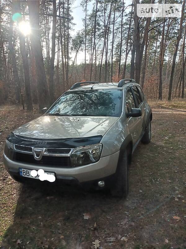 Внедорожник / Кроссовер Dacia Duster 2012 в Старобельске
