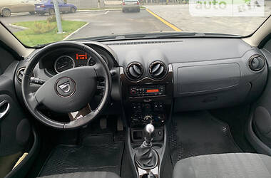 Позашляховик / Кросовер Dacia Duster 2012 в Мелітополі