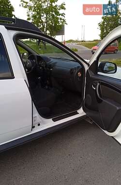 Позашляховик / Кросовер Dacia Duster 2011 в Рівному