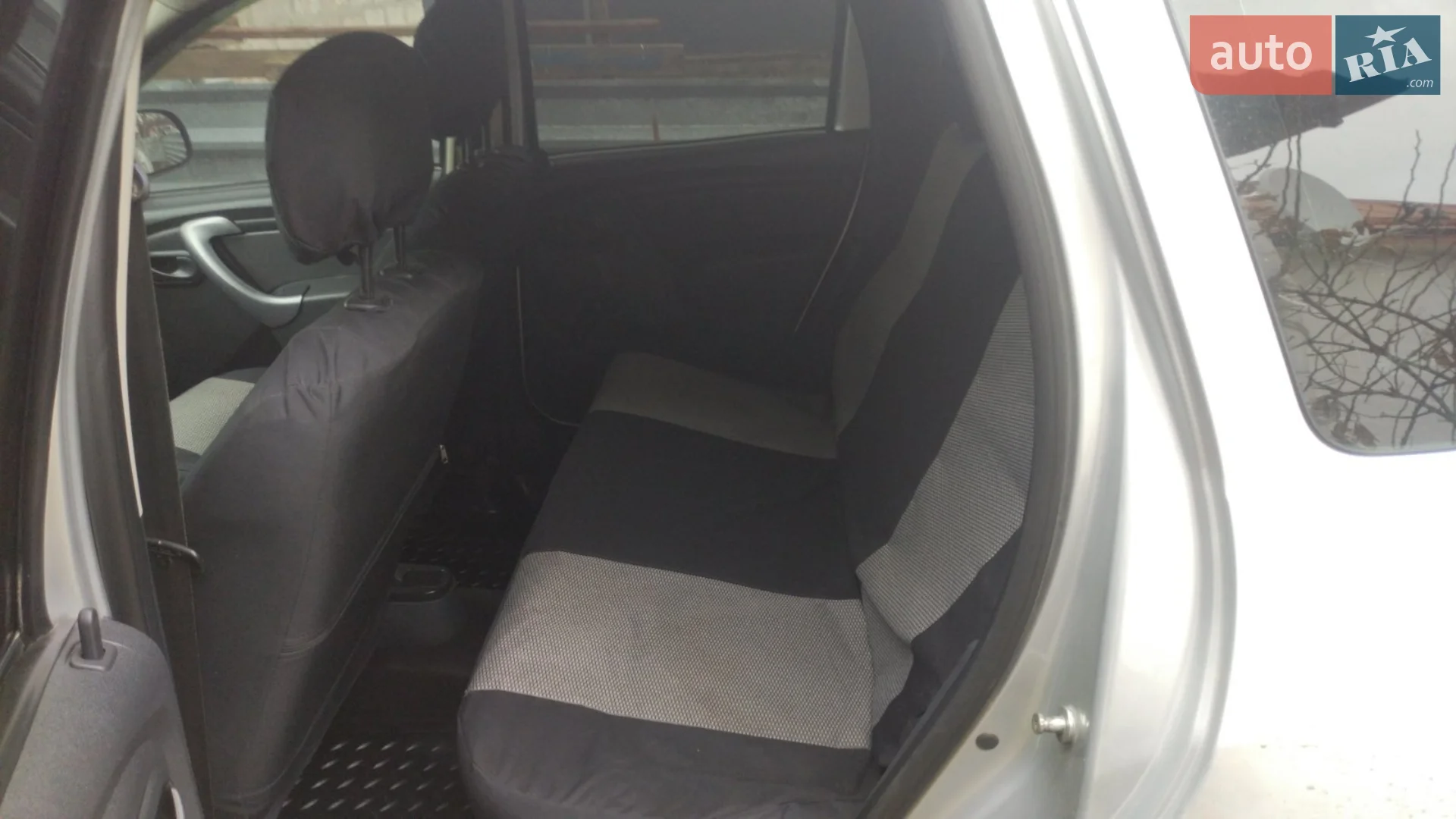 2010 Dacia Duster - мініатюра 8