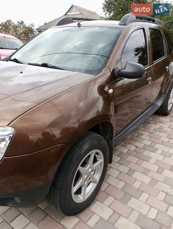 Внедорожник / Кроссовер Dacia Duster 2012 в Александровке