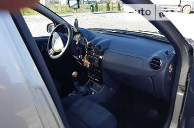 Позашляховик / Кросовер Dacia Duster 2012 в Стрию