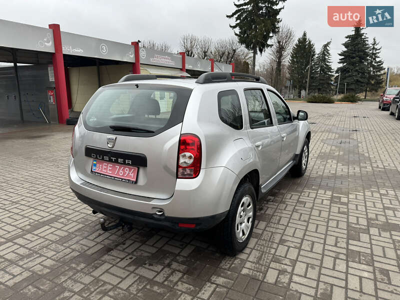 Позашляховик / Кросовер Dacia Duster 2011 в Дубні