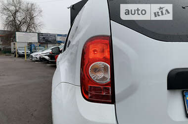 Позашляховик / Кросовер Dacia Duster 2012 в Харкові