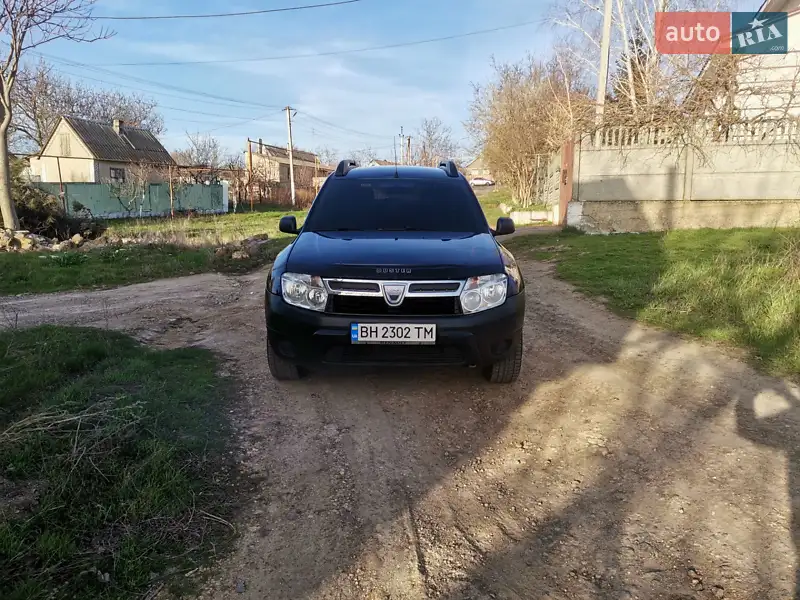 Dacia Duster 2011