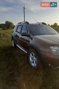 Позашляховик / Кросовер Dacia Duster 2010 в Тростянці