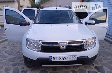 Внедорожник / Кроссовер Dacia Duster 2010 в Снятине