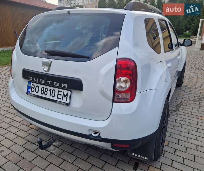 Позашляховик / Кросовер Dacia Duster 2011 в Тернополі