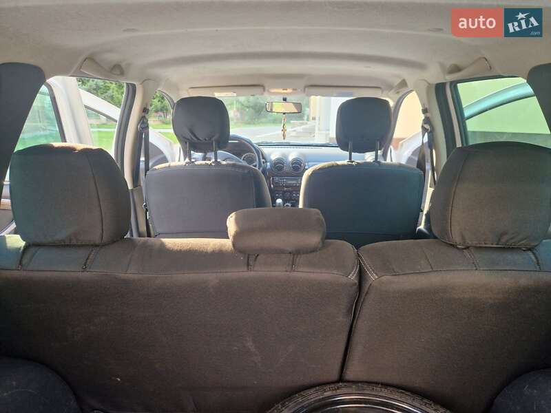 Позашляховик / Кросовер Dacia Duster 2011 в Тернополі