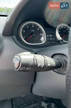 Внедорожник / Кроссовер Dacia Duster 2011 в 