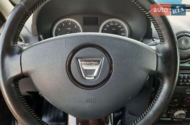 Внедорожник / Кроссовер Dacia Duster 2011 в 