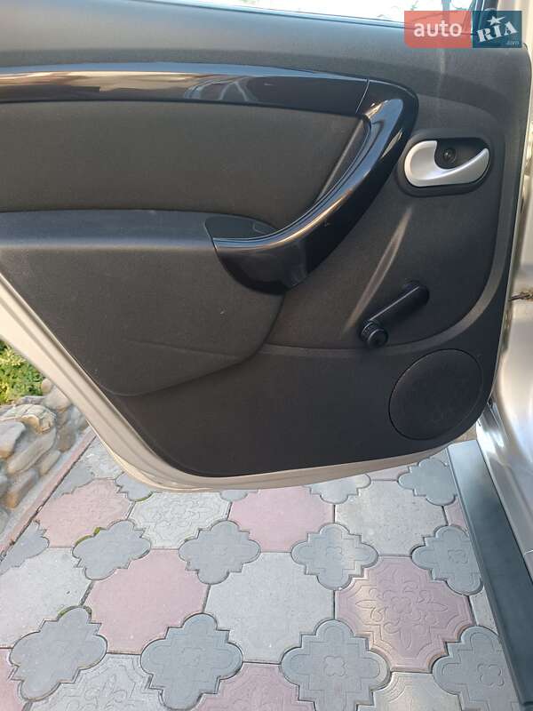 Внедорожник / Кроссовер Dacia Duster 2010 в Тернополе