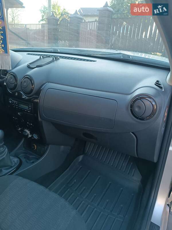 Внедорожник / Кроссовер Dacia Duster 2010 в Тернополе