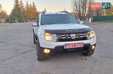 Внедорожник / Кроссовер Dacia Duster 2015 в Новоархангельске