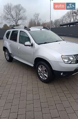 Позашляховик / Кросовер Dacia Duster 2014 в Львові