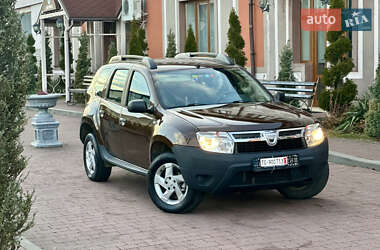 Позашляховик / Кросовер Dacia Duster 2010 в Стрию