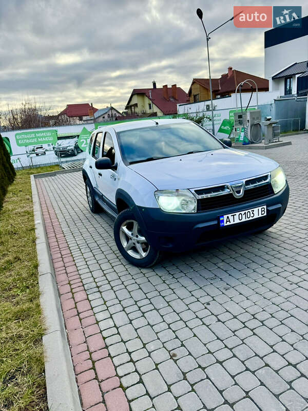 Внедорожник / Кроссовер Dacia Duster 2011 в 