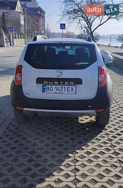 Позашляховик / Кросовер Dacia Duster 2011 в Тернополі