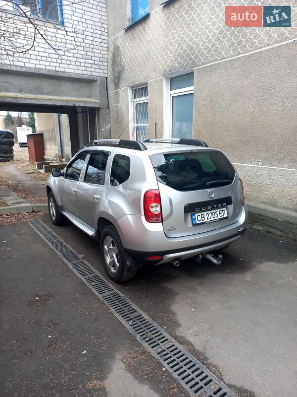 Dacia Duster 2011