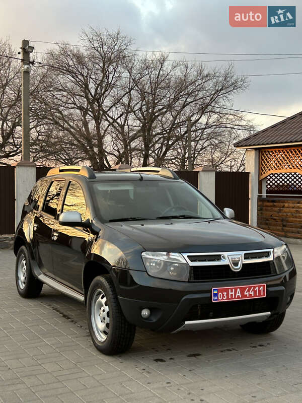 Внедорожник / Кроссовер Dacia Duster 2011 в 