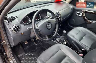 Внедорожник / Кроссовер Dacia Duster 2012 в 